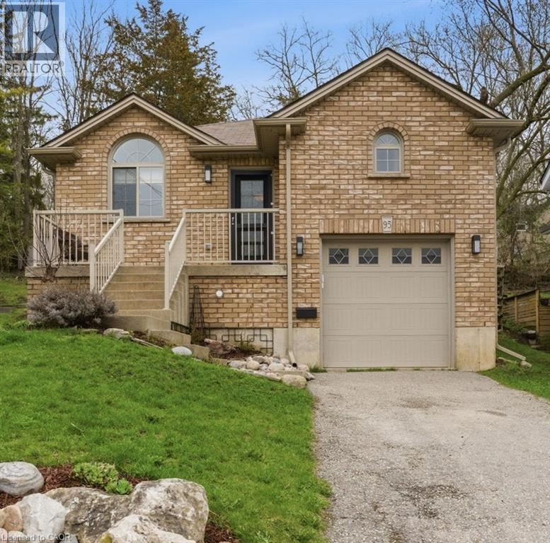 95 WEST RIVER Street, paris, Ontario