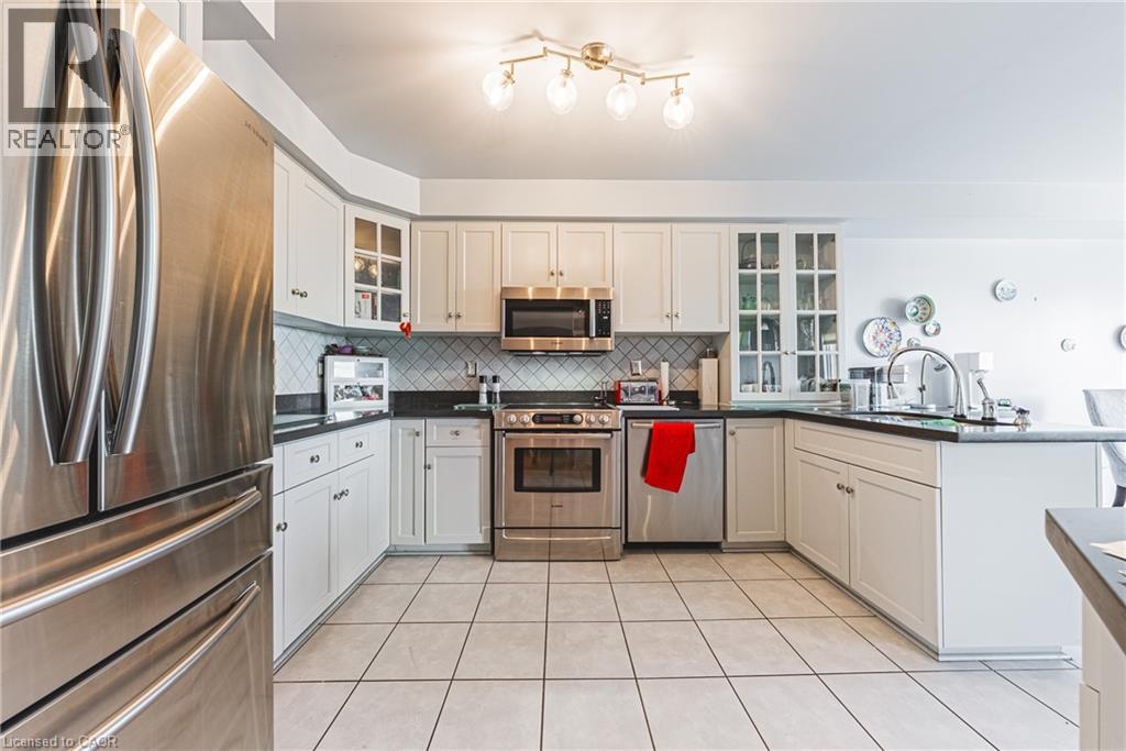 85 Edgewater Drive Unit# 6, Stoney Creek, Ontario  L8E 4Z2 - Photo 12 - 40774442