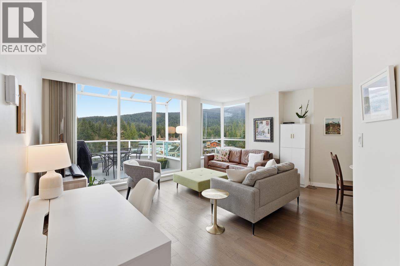 1004 995 ROCHE POINT DRIVE, North Vancouver, British Columbia