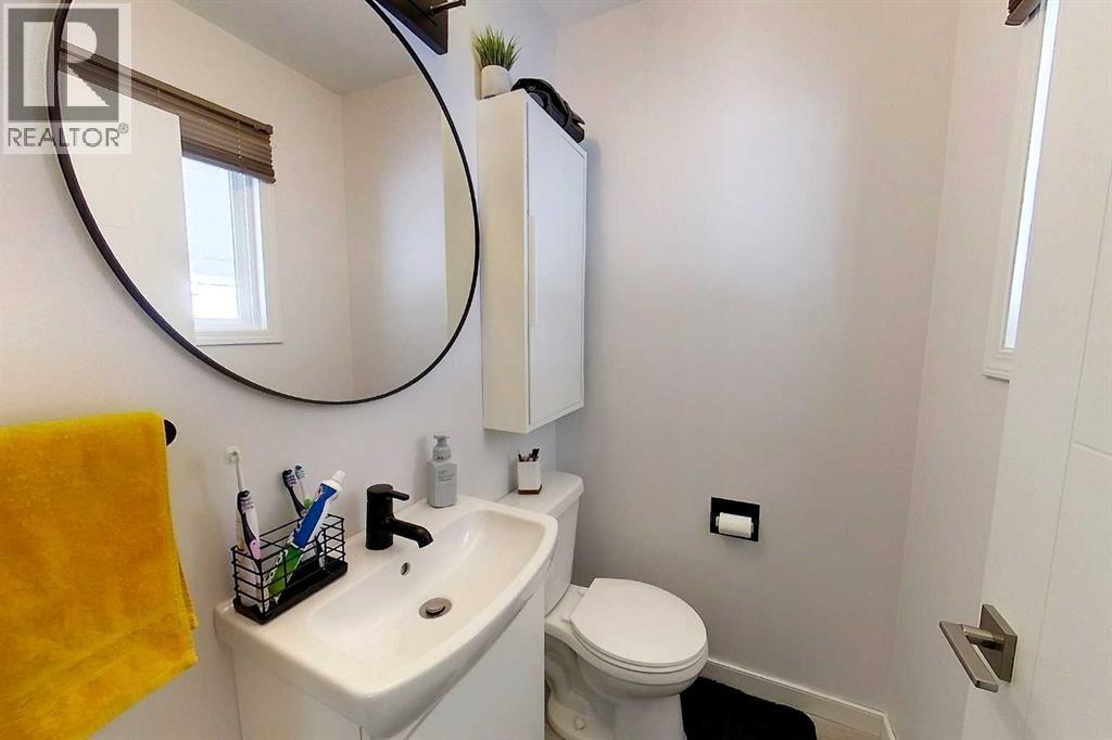 4230 5 Avenue, Edson, Alberta  T7E 1A5 - Photo 12 - A2296482