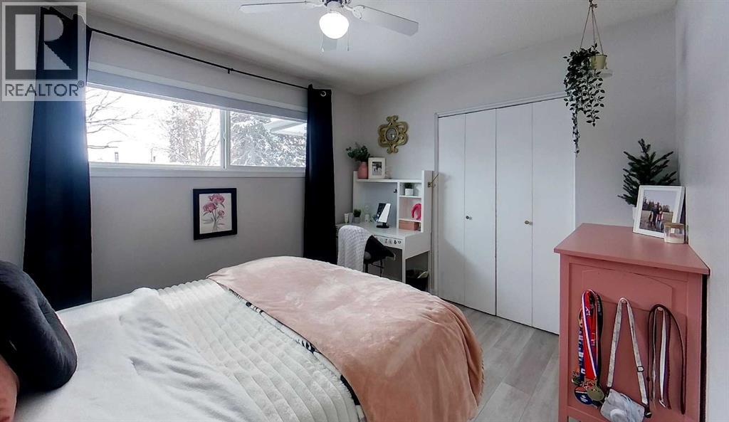 4230 5 Avenue, Edson, Alberta  T7E 1A5 - Photo 13 - A2296482