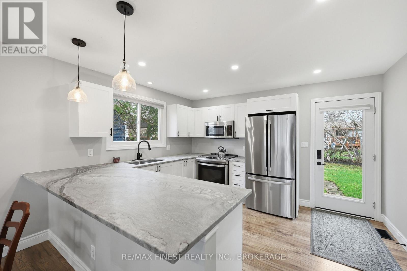 1284 Waverley Crescent, Kingston, Ontario  K7M 6J6 - Photo 12 - X13020006