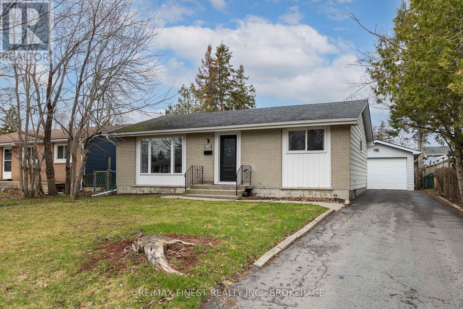1284 Waverley Crescent, Kingston, Ontario  K7M 6J6 - Photo 2 - X13020006
