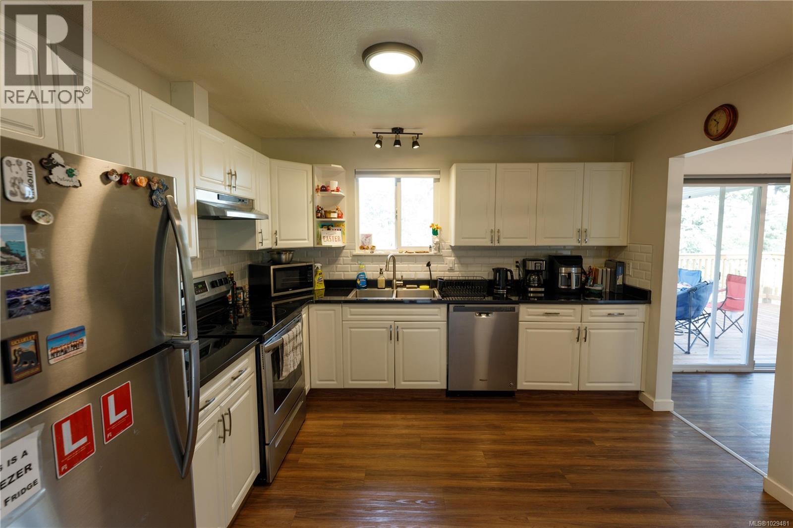 3161 Marion Way, Nanaimo, British Columbia  V9T 3Z8 - Photo 9 - 1029481