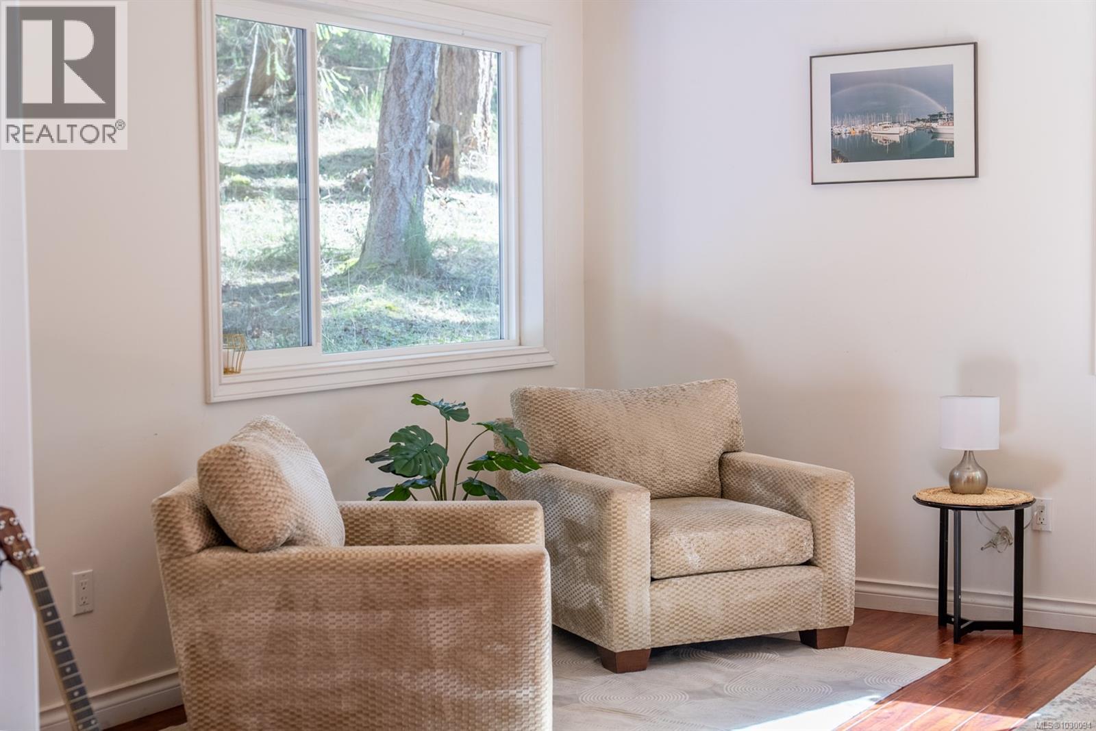 9868 Castle Rd, Pender Island, British Columbia  V0N 2M3 - Photo 15 - 1030094