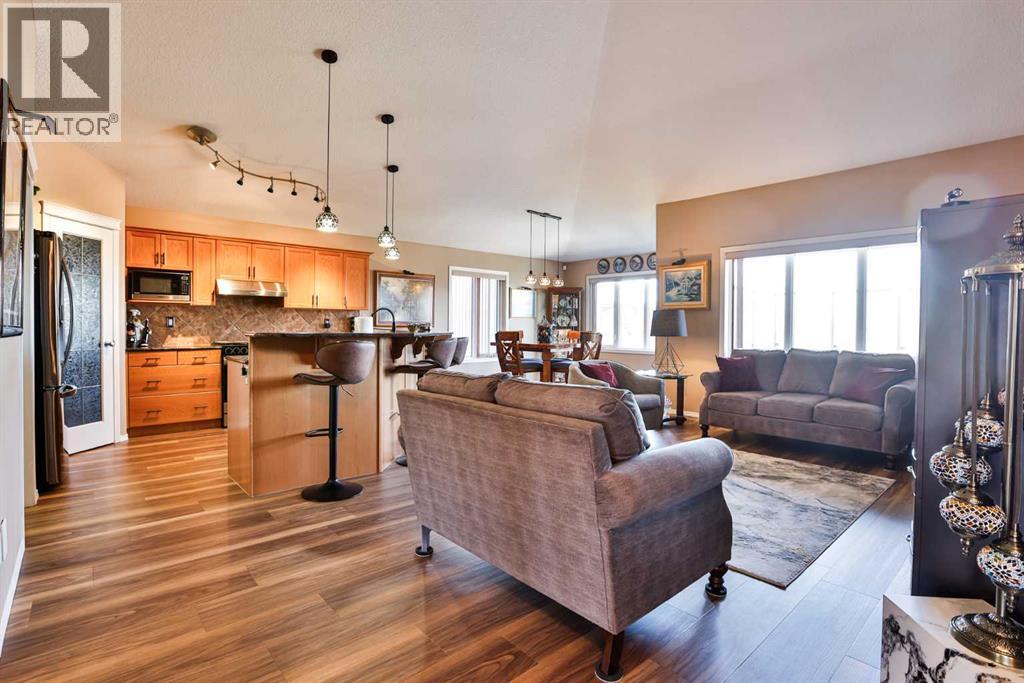 605 Sunridge Crescent W, Lethbridge, Alberta  T1J 0T4 - Photo 6 - A2295177