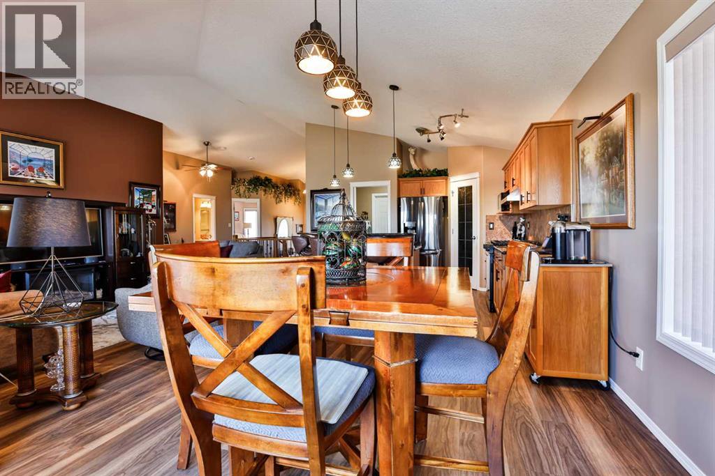 605 Sunridge Crescent W, Lethbridge, Alberta  T1J 0T4 - Photo 10 - A2295177