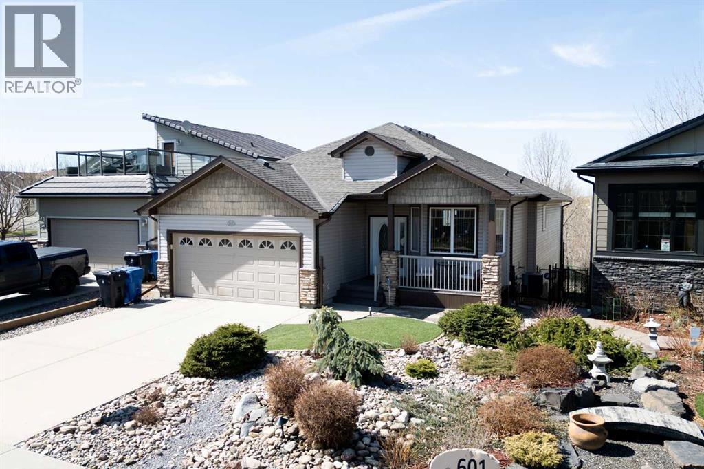 605 Sunridge Crescent W, Lethbridge, Alberta  T1J 0T4 - Photo 38 - A2295177