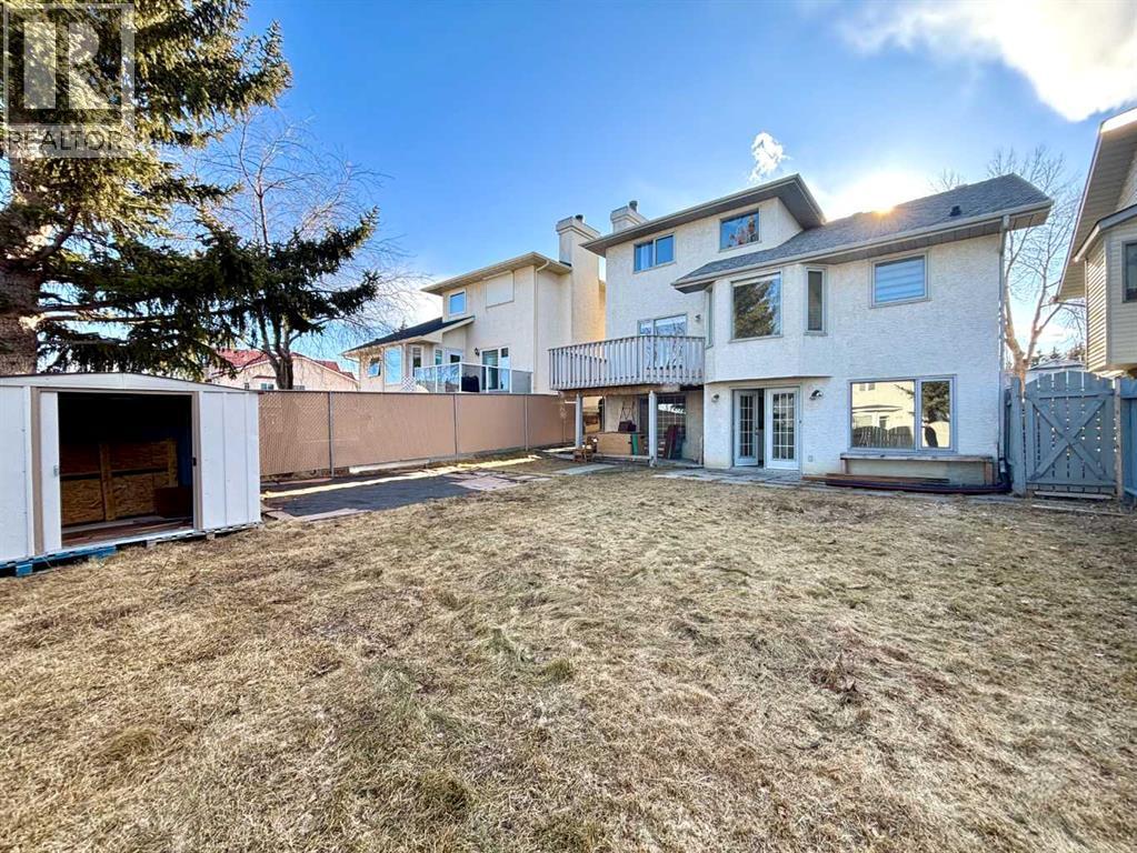 16 Sandringham Close NW, Calgary, Alberta  T3K 3W8 - Photo 40 - A2286563