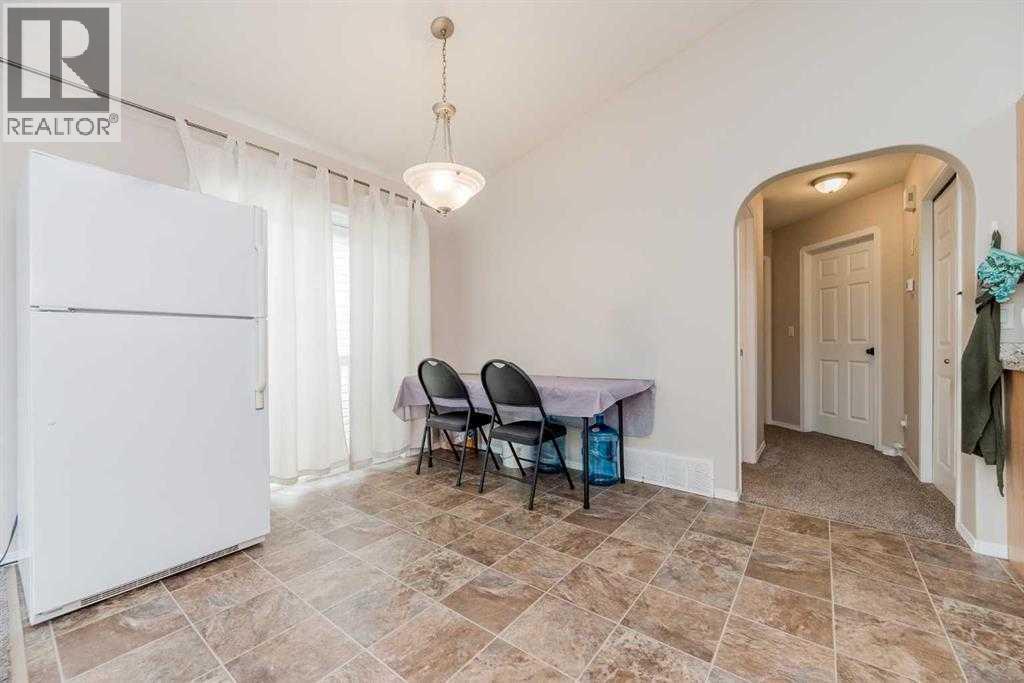 85 Pinnacle Crossing, Grande Prairie, Alberta  T8W 2X4 - Photo 5 - A2299516