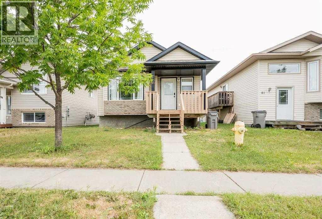 85 Pinnacle Crossing, Grande Prairie, Alberta  T8W 2X4 - Photo 1 - A2299516