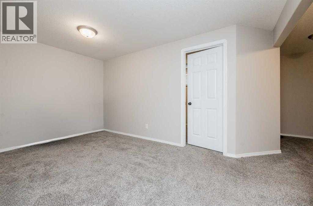 85 Pinnacle Crossing, Grande Prairie, Alberta  T8W 2X4 - Photo 9 - A2299516