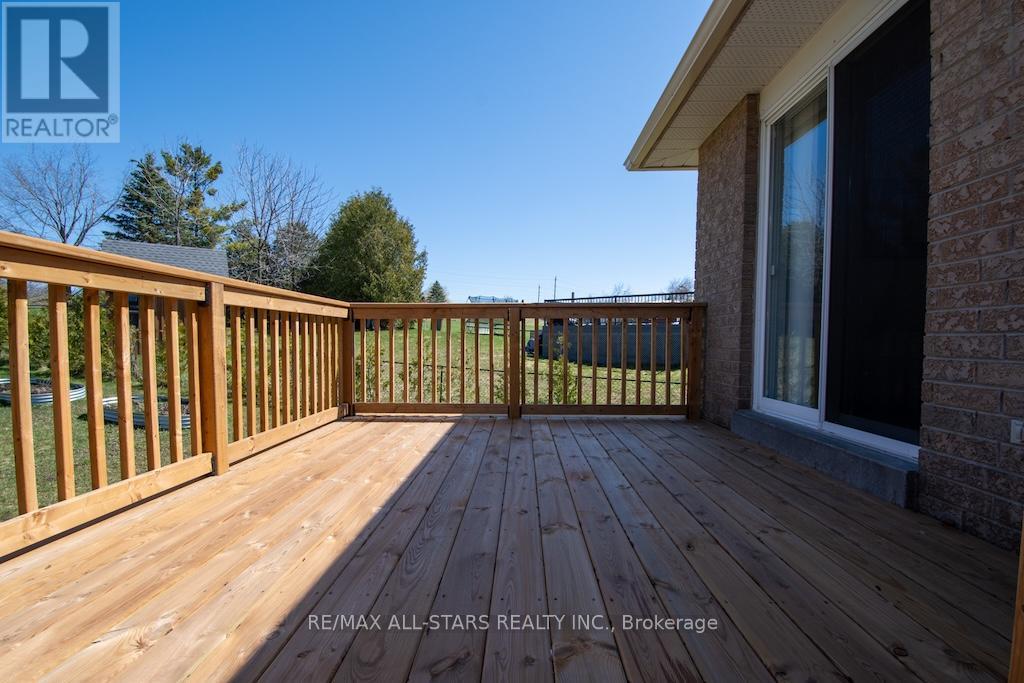 10 O'connell Court, Kawartha Lakes (Lindsay), Ontario  K9V 5Y1 - Photo 37 - X13019892