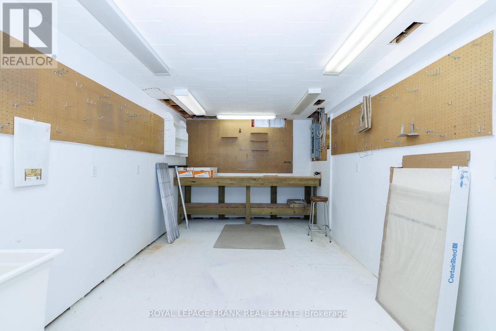 4112 Walcot Court, Lincoln, Ontario  L3J 0L9 - Photo 36 - X13019914