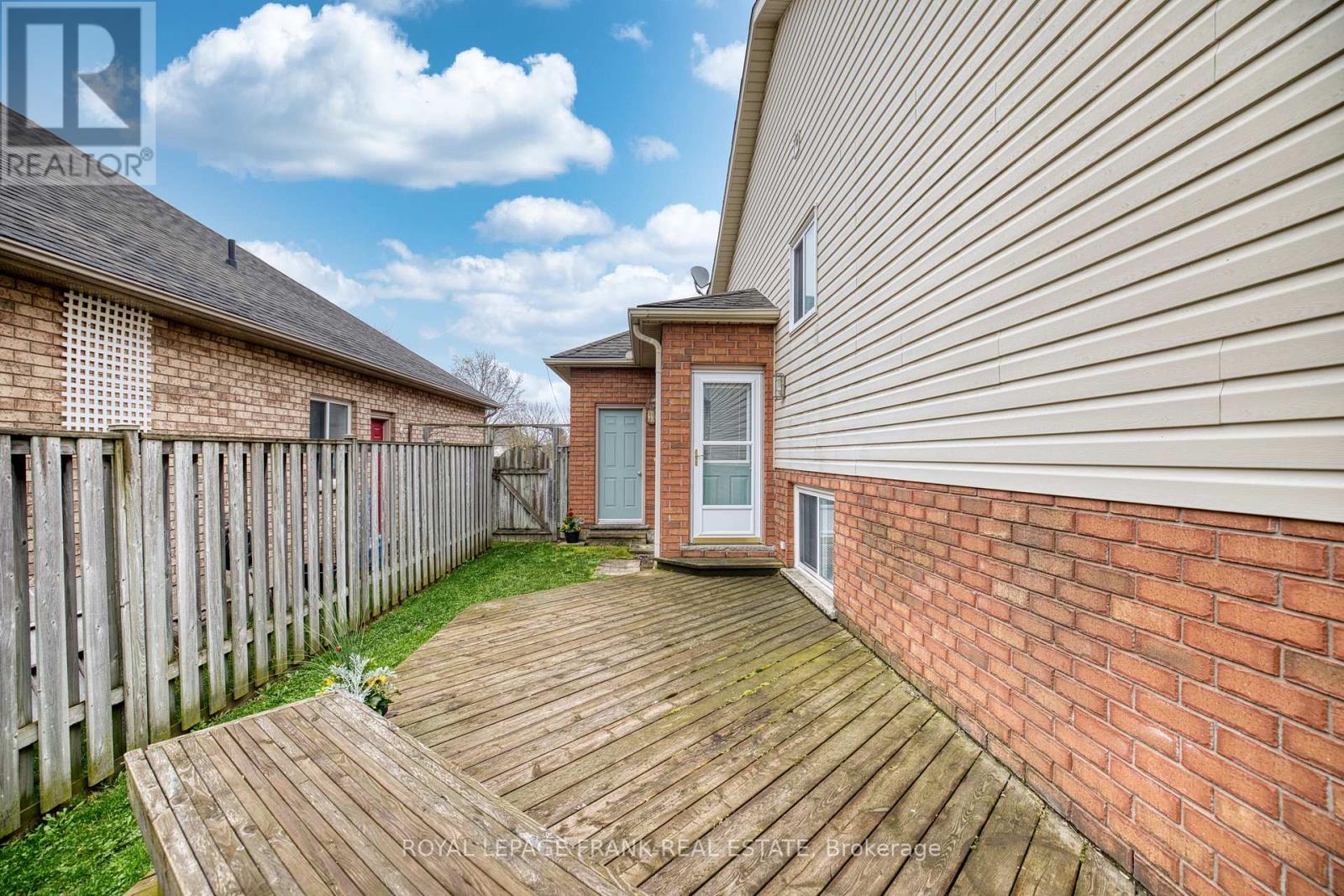 4112 Walcot Court, Lincoln, Ontario  L3J 0L9 - Photo 7 - X13019914