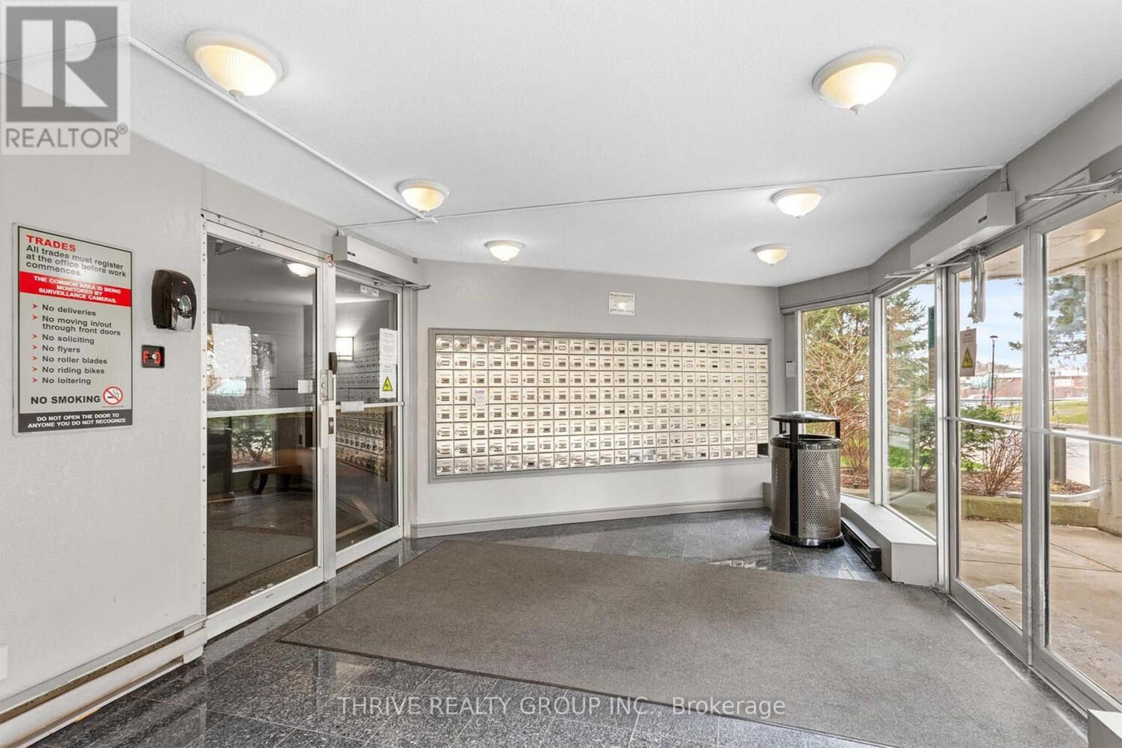 111 - 1103 Jalna Boulevard, London South, Ontario  N6E 2W8 - Photo 3 - X13019916