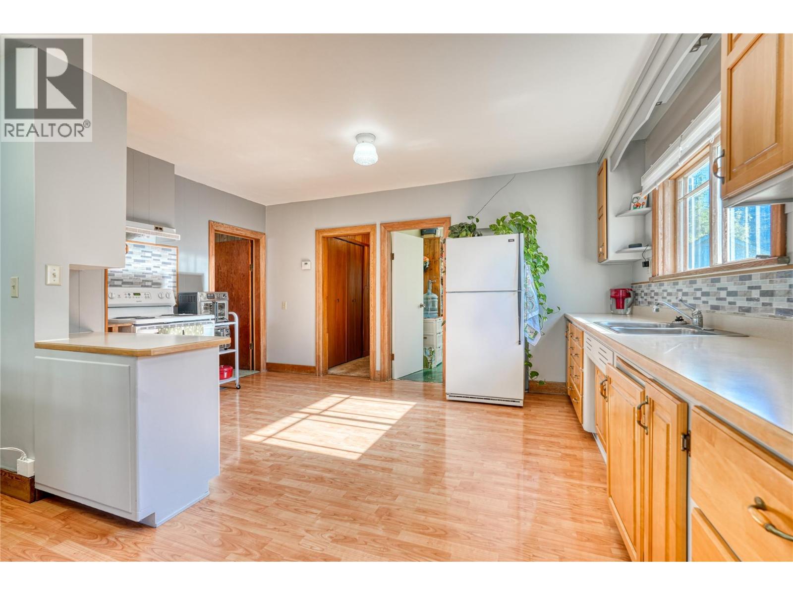 9 Harbour Key Drive Osoyoos Photo 11