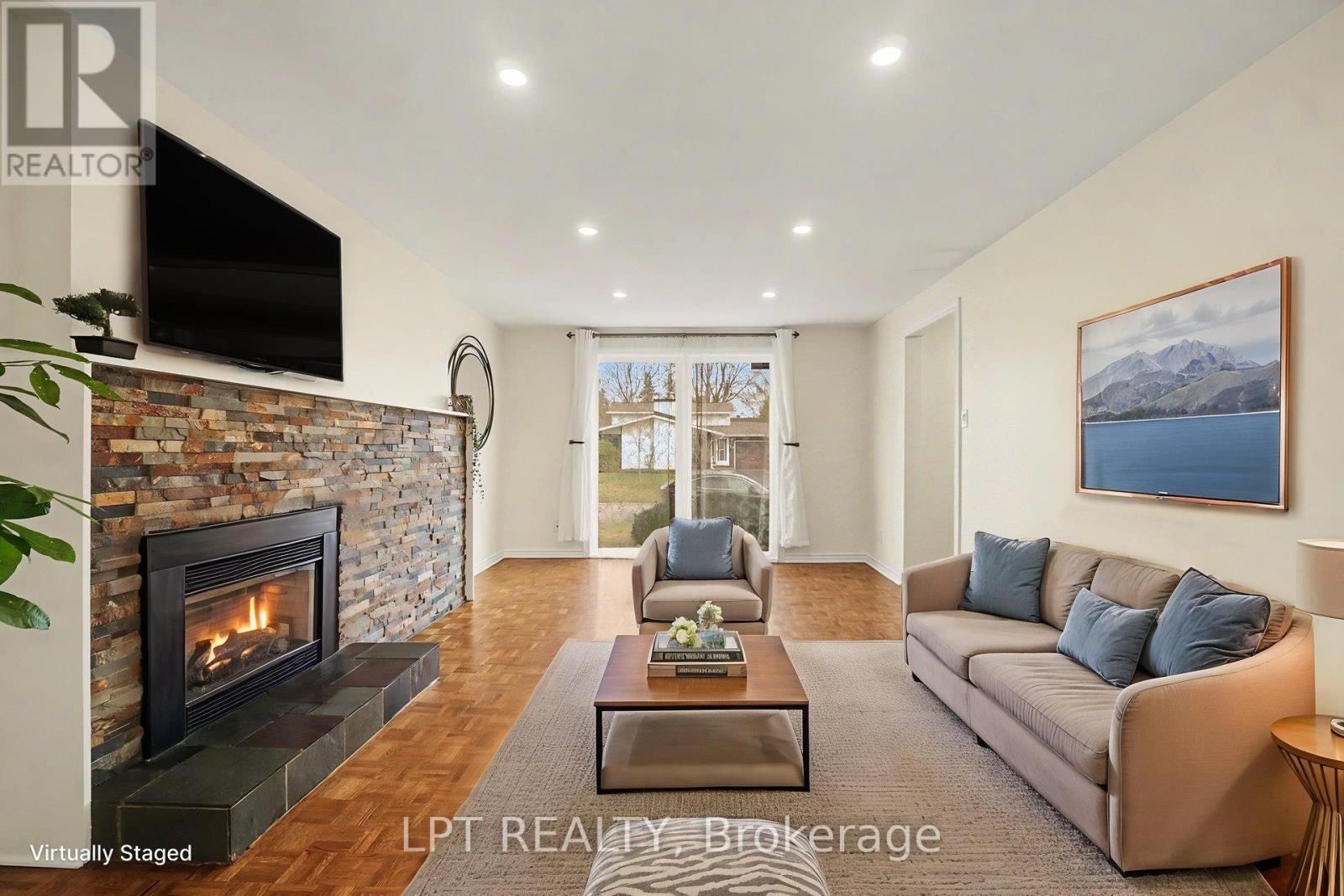 38 Lindhurst Crescent, Ottawa, Ontario  K2G 0T7 - Photo 6 - X13019868