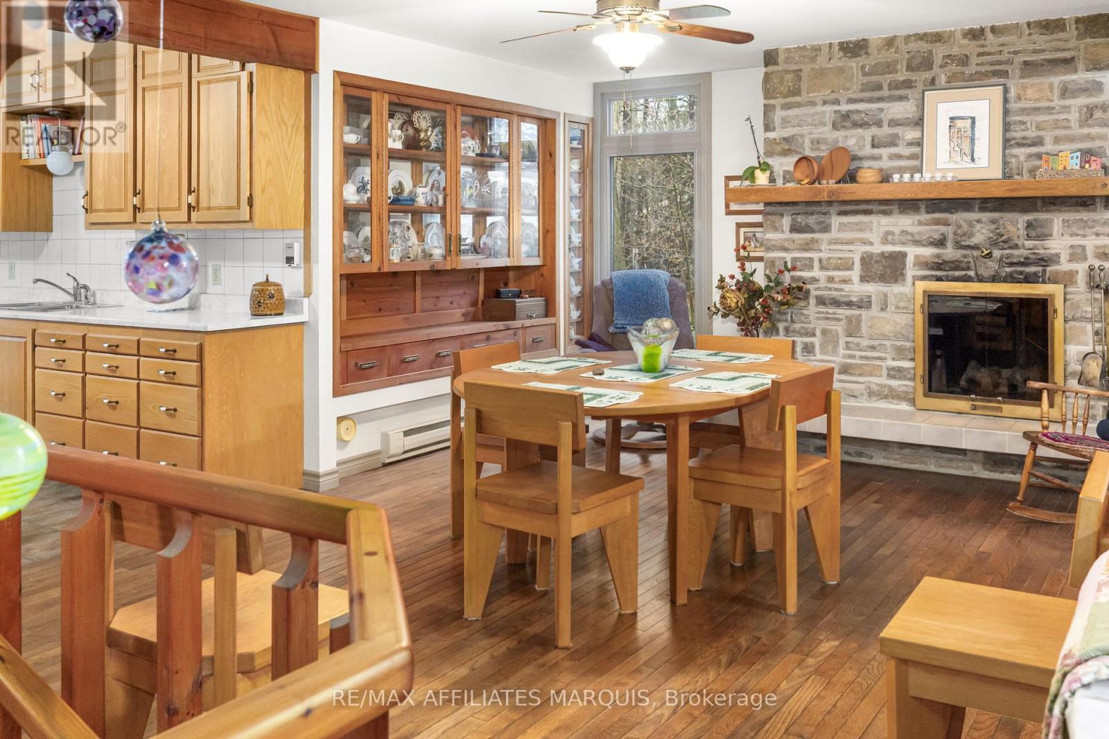 239 Bay Road, Rideau Lakes, Ontario  K0G 1L0 - Photo 11 - X13019886