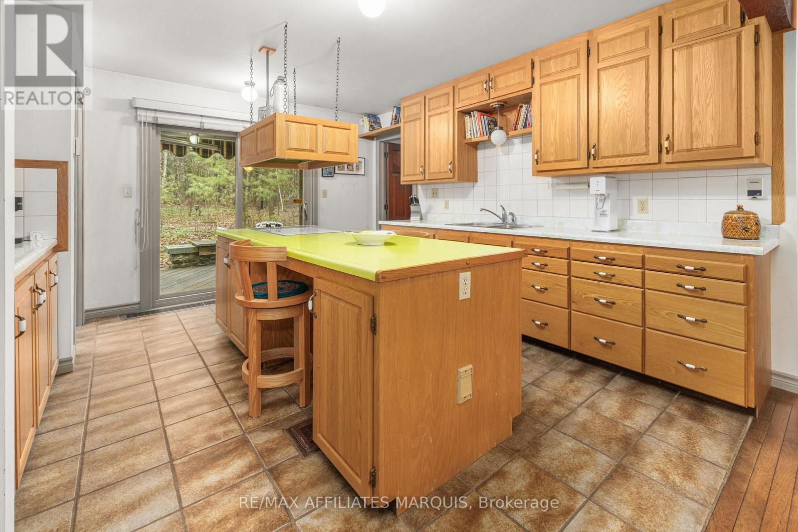 239 Bay Road, Rideau Lakes, Ontario  K0G 1L0 - Photo 20 - X13019886