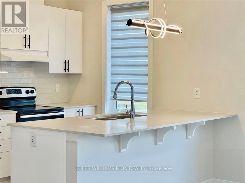 318 Canadensis Lane, Ottawa, Ontario  K2J 6X8 - Photo 8 - X13019964