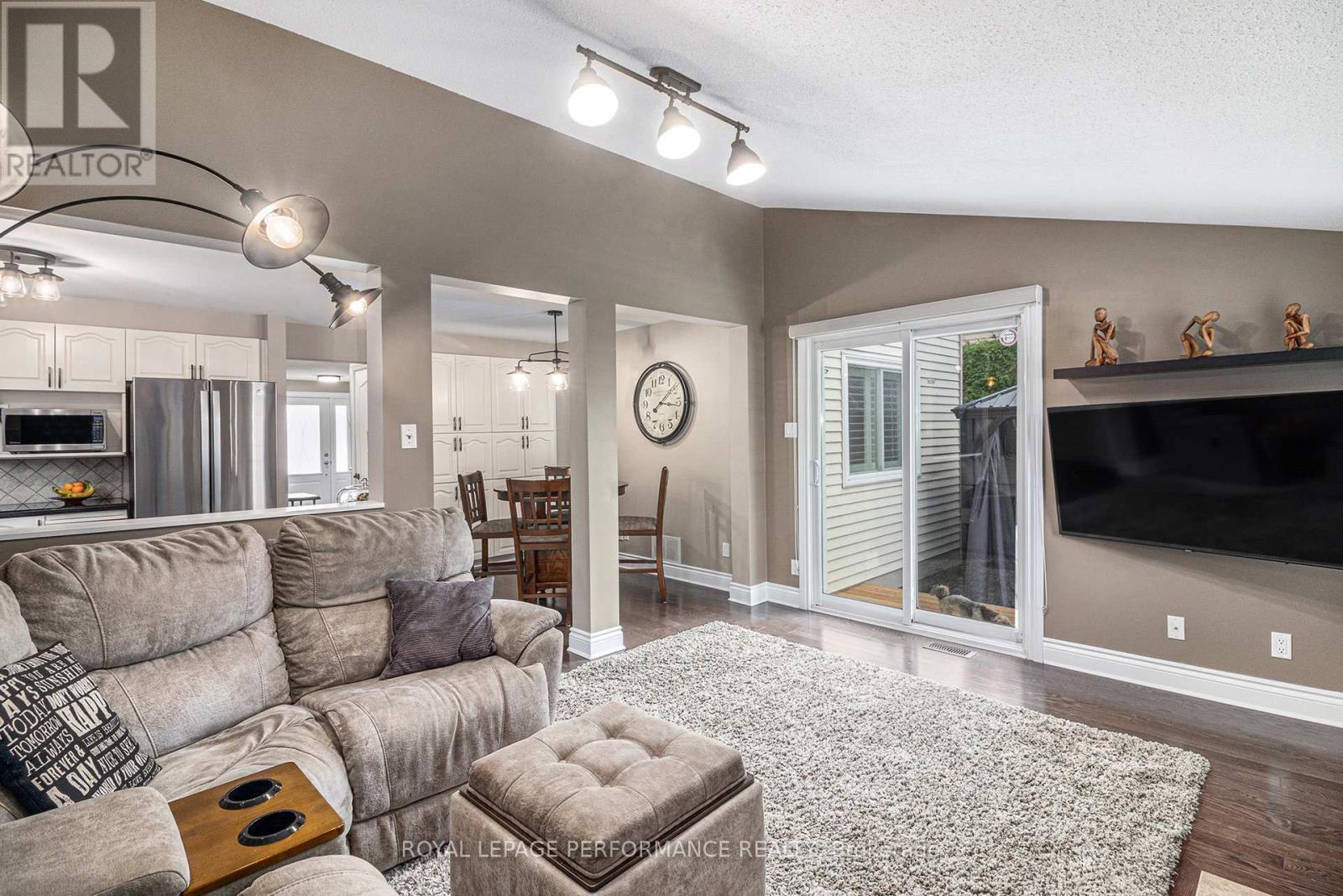 653 Thicket Way, Ottawa, Ontario  K4A 3A7 - Photo 5 - X13020028