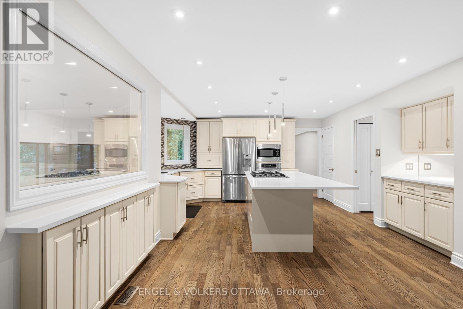 23 Pinecone Trail, Ottawa, Ontario  K2S 1E1 - Photo 14 - X13020088