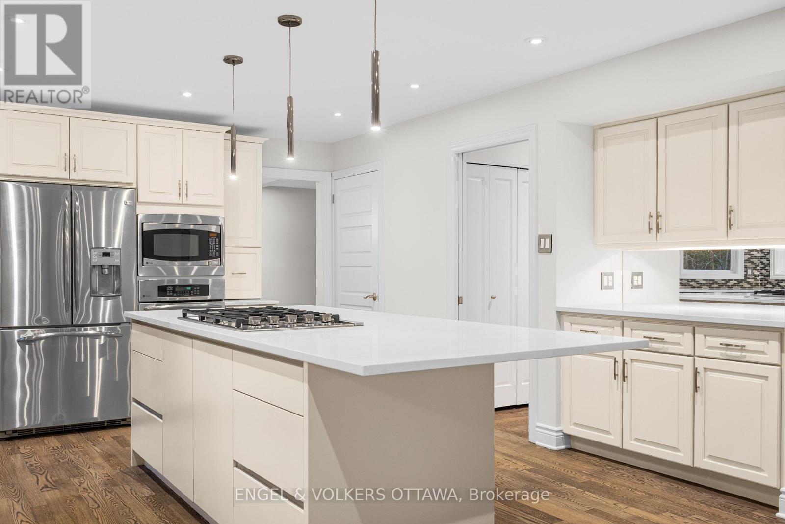 23 Pinecone Trail, Ottawa, Ontario  K2S 1E1 - Photo 15 - X13020088