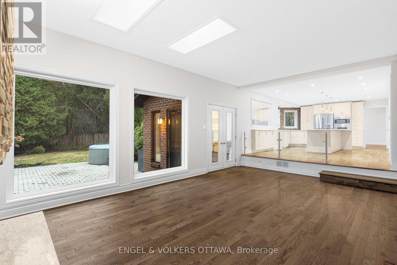 23 Pinecone Trail, Ottawa, Ontario  K2S 1E1 - Photo 17 - X13020088