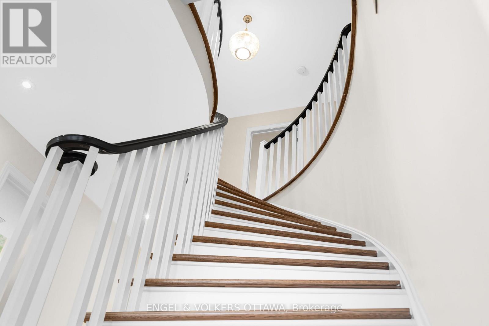 23 Pinecone Trail, Ottawa, Ontario  K2S 1E1 - Photo 22 - X13020088