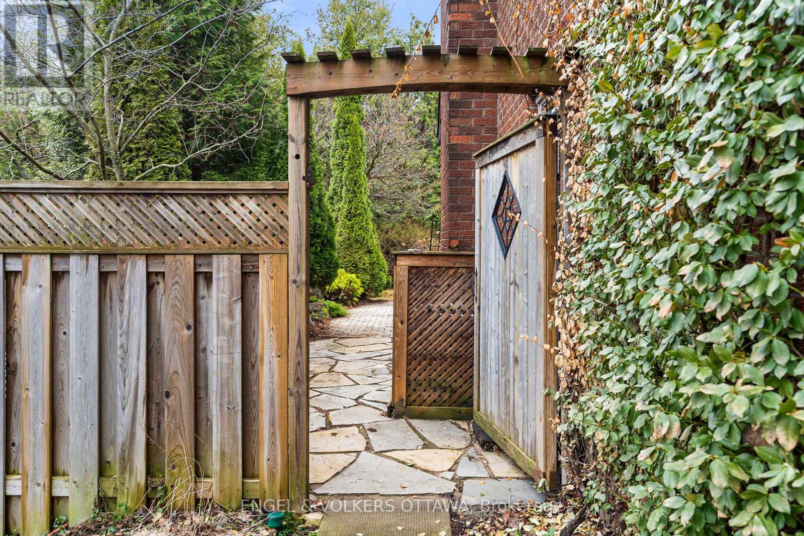 23 Pinecone Trail, Ottawa, Ontario  K2S 1E1 - Photo 34 - X13020088