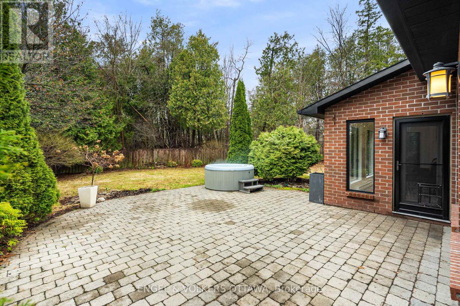 23 Pinecone Trail, Ottawa, Ontario  K2S 1E1 - Photo 35 - X13020088