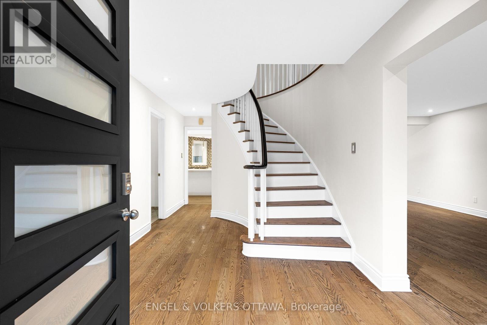 23 Pinecone Trail, Ottawa, Ontario  K2S 1E1 - Photo 5 - X13020088