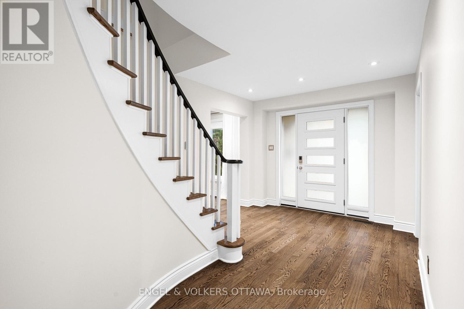 23 Pinecone Trail, Ottawa, Ontario  K2S 1E1 - Photo 6 - X13020088