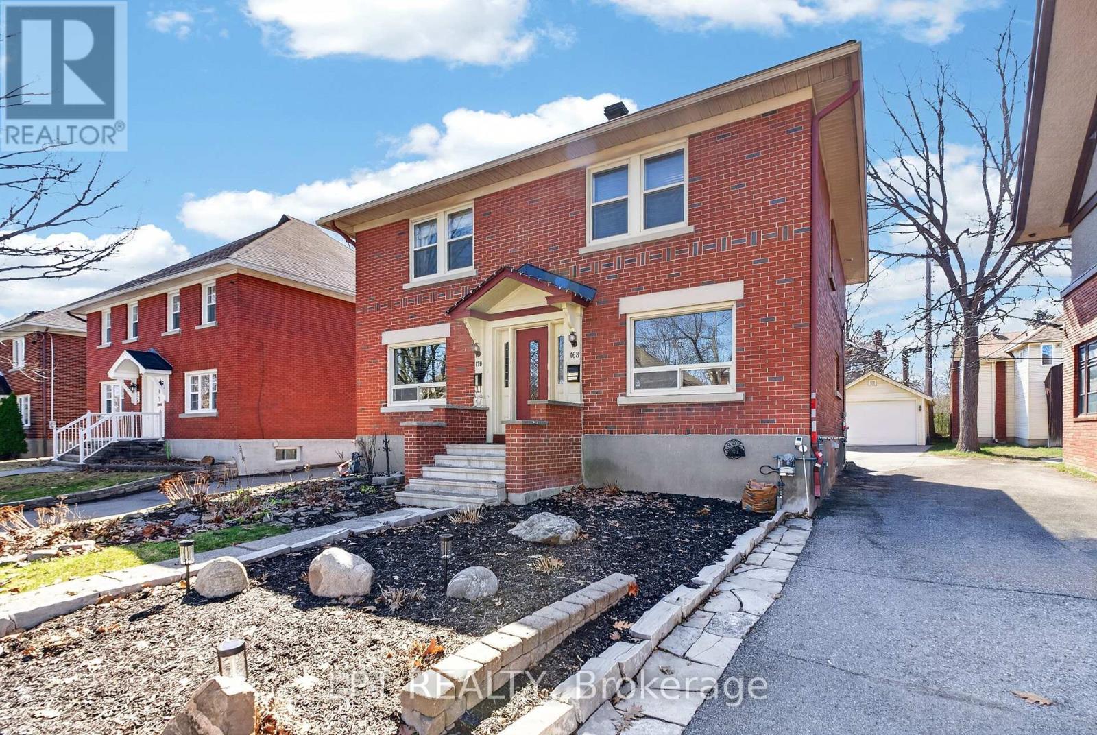 168 Huron Avenue N, Ottawa, Ontario  K1Y 0W4 - Photo 3 - X13020134