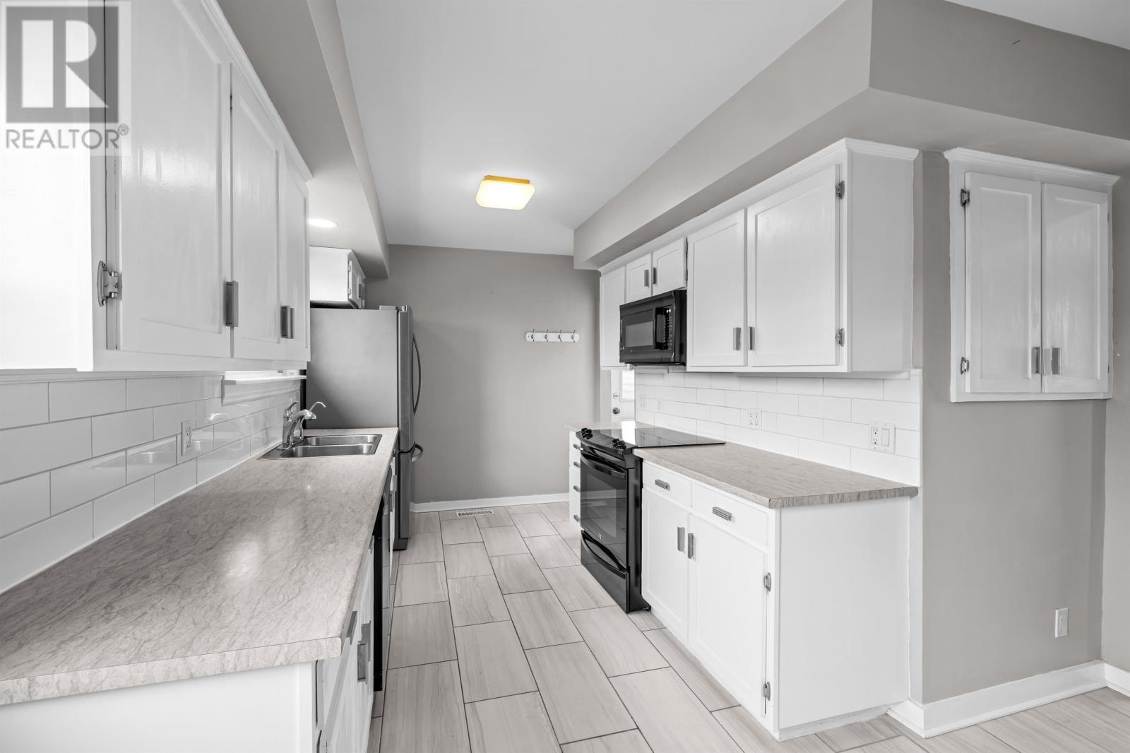 220 Clark Street, Summerside, Prince Edward Island  C1N 2J5 - Photo 8 - 202604139