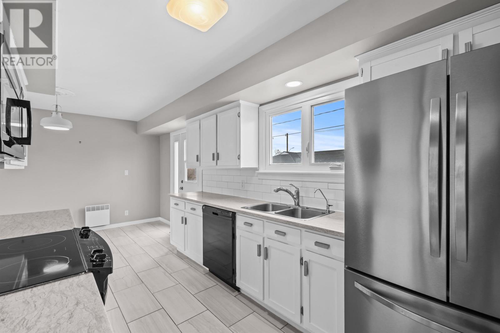 220 Clark Street, Summerside, Prince Edward Island  C1N 2J5 - Photo 9 - 202604139