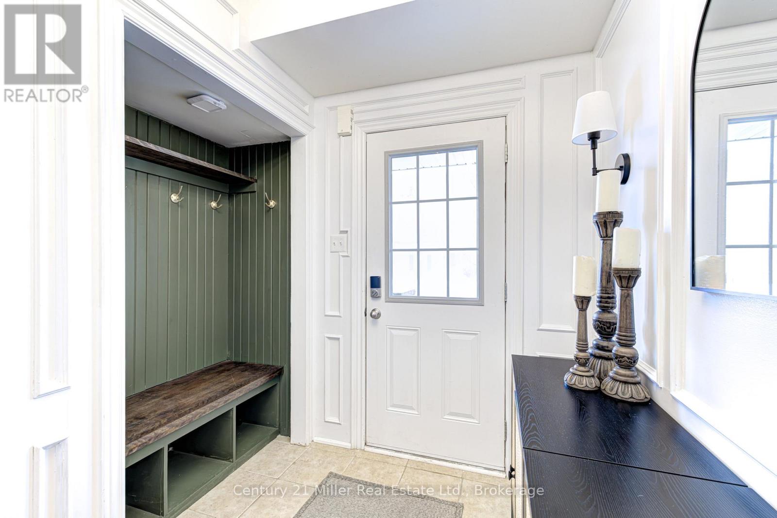 24 Hugill Way, Hamilton, Ontario  L8B 0A2 - Photo 3 - X13020124