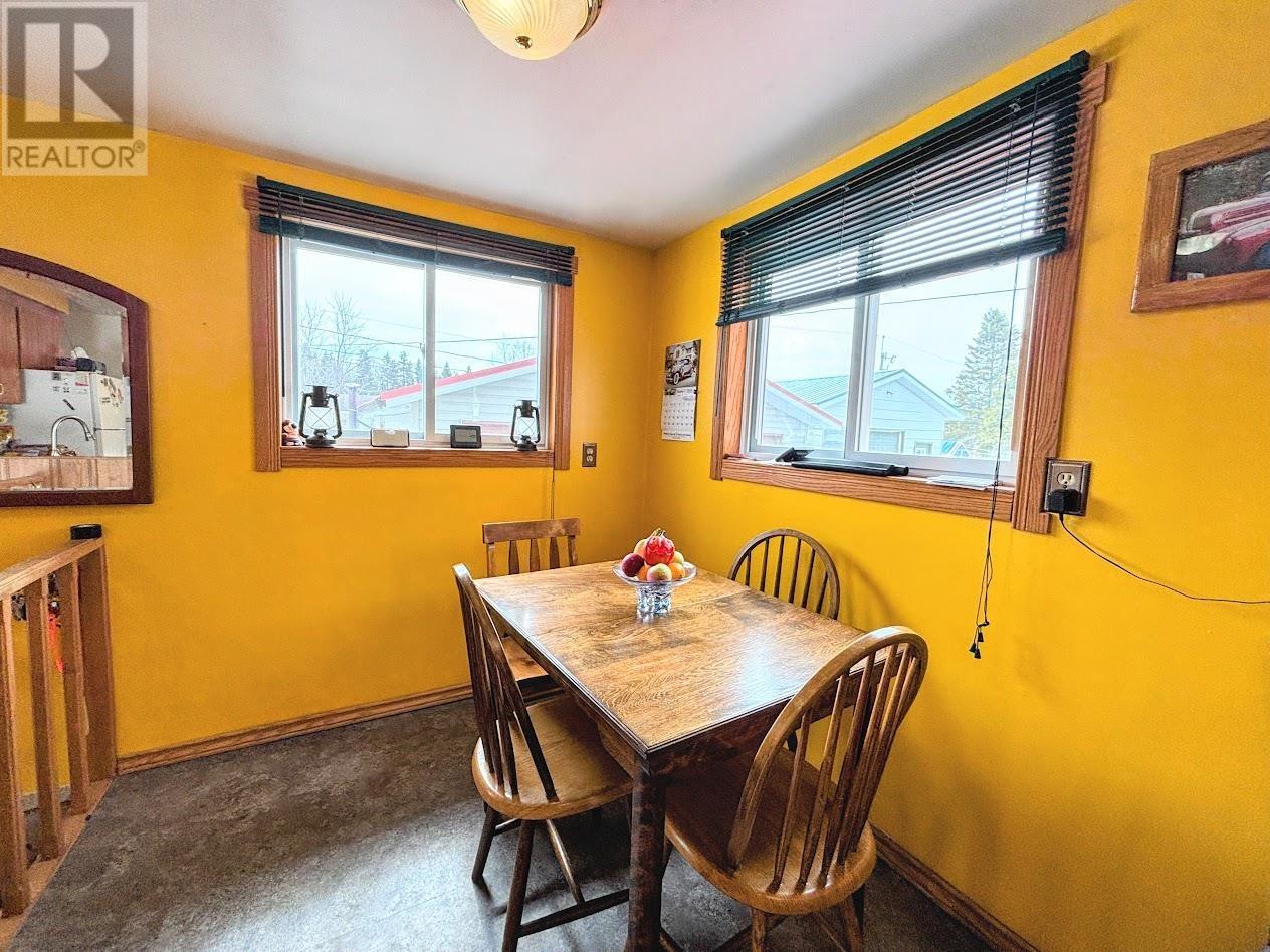 14 Lloyd Irwin St, Marathon, Ontario  P0T 2E0 - Photo 11 - TB2600744