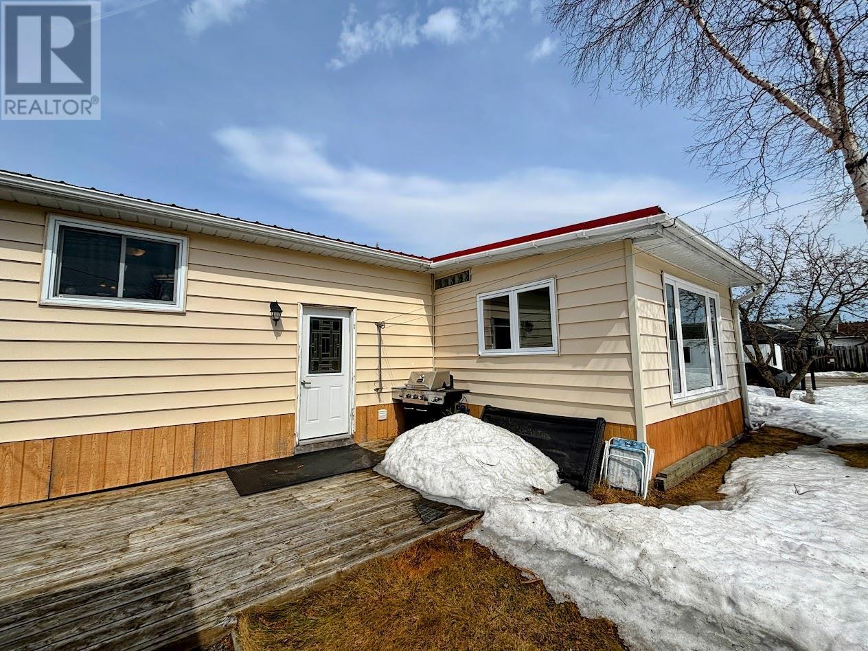 14 Lloyd Irwin St, Marathon, Ontario  P0T 2E0 - Photo 38 - TB2600744
