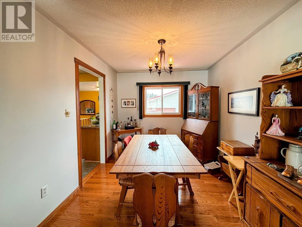 14 Lloyd Irwin St, Marathon, Ontario  P0T 2E0 - Photo 5 - TB2600744