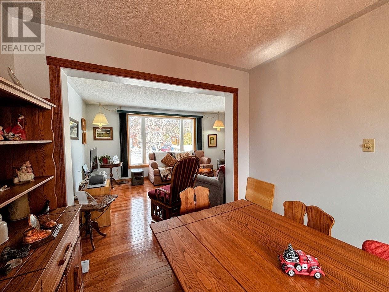 14 Lloyd Irwin St, Marathon, Ontario  P0T 2E0 - Photo 7 - TB2600744