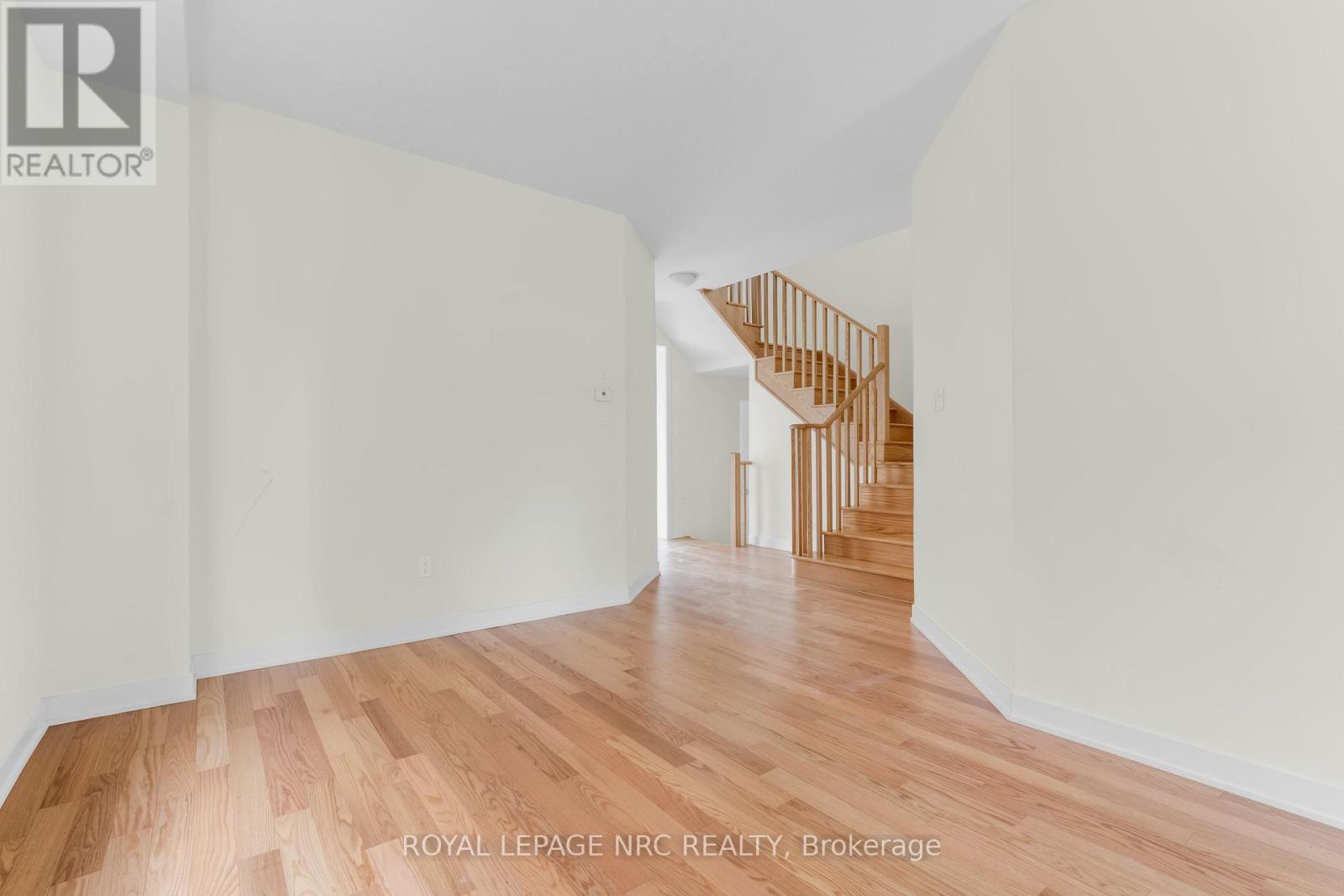 59 Stern Drive, Welland, Ontario  L3B 0M3 - Photo 3 - X13019938