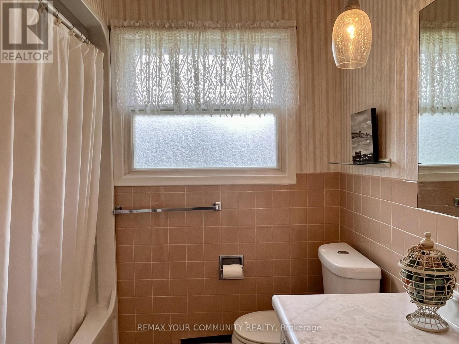 37 Canal Street, Georgina, Ontario  L4P 1K6 - Photo 36 - N13017942