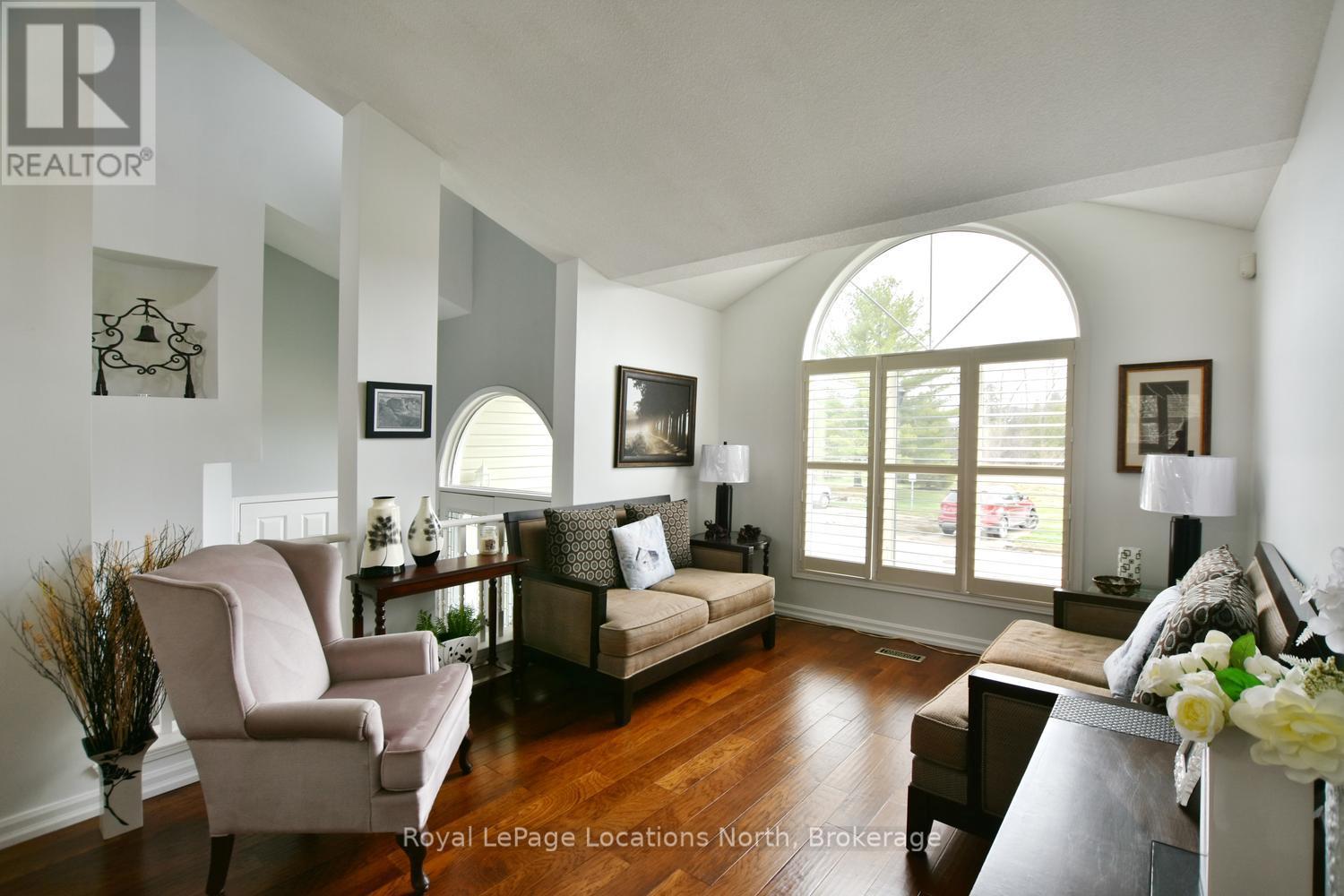 61 Barker Boulevard, Collingwood, Ontario  L9Y 4W4 - Photo 5 - S13019872