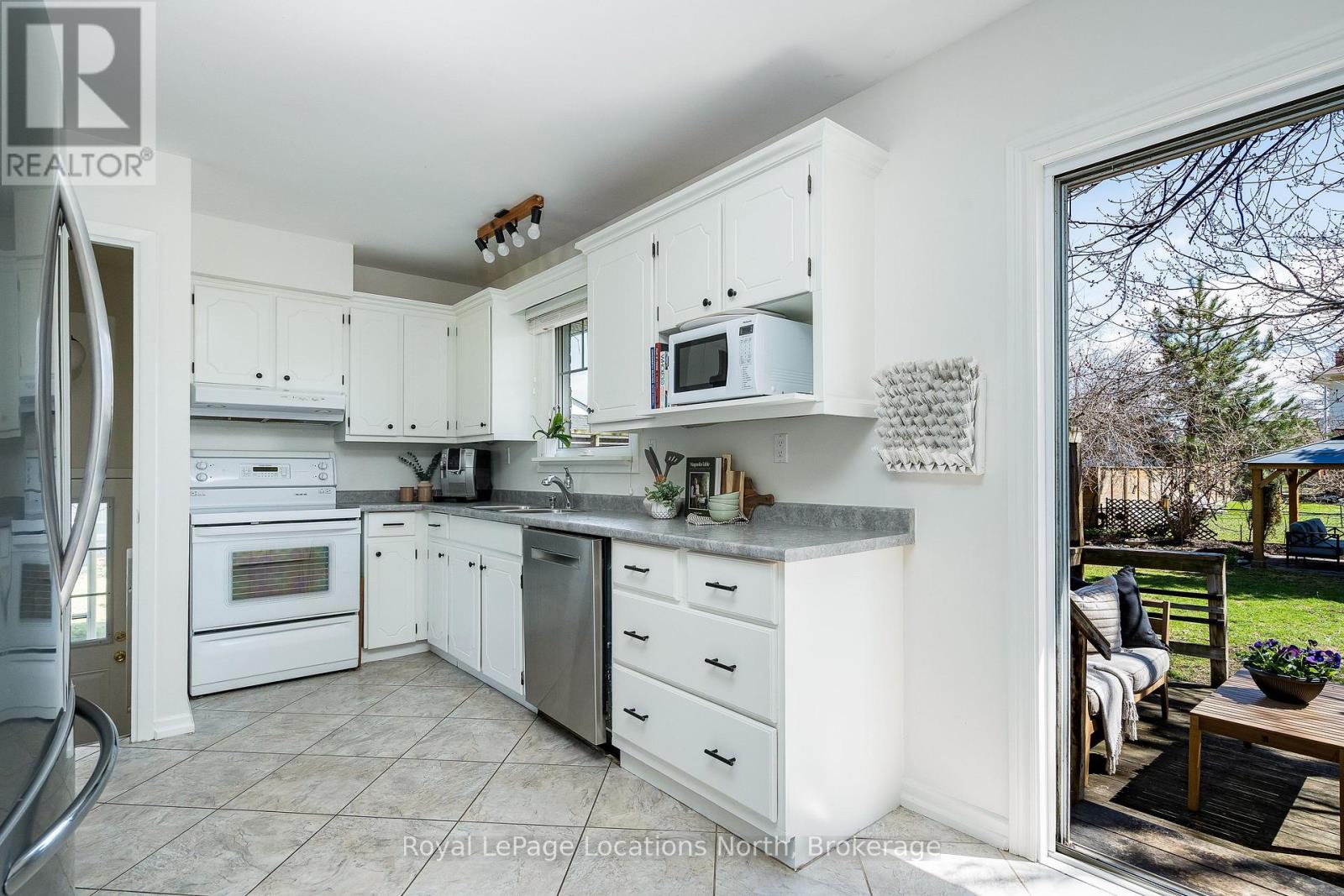 12 Bryan Drive, Collingwood, Ontario  L9Y 2K7 - Photo 14 - S13019874