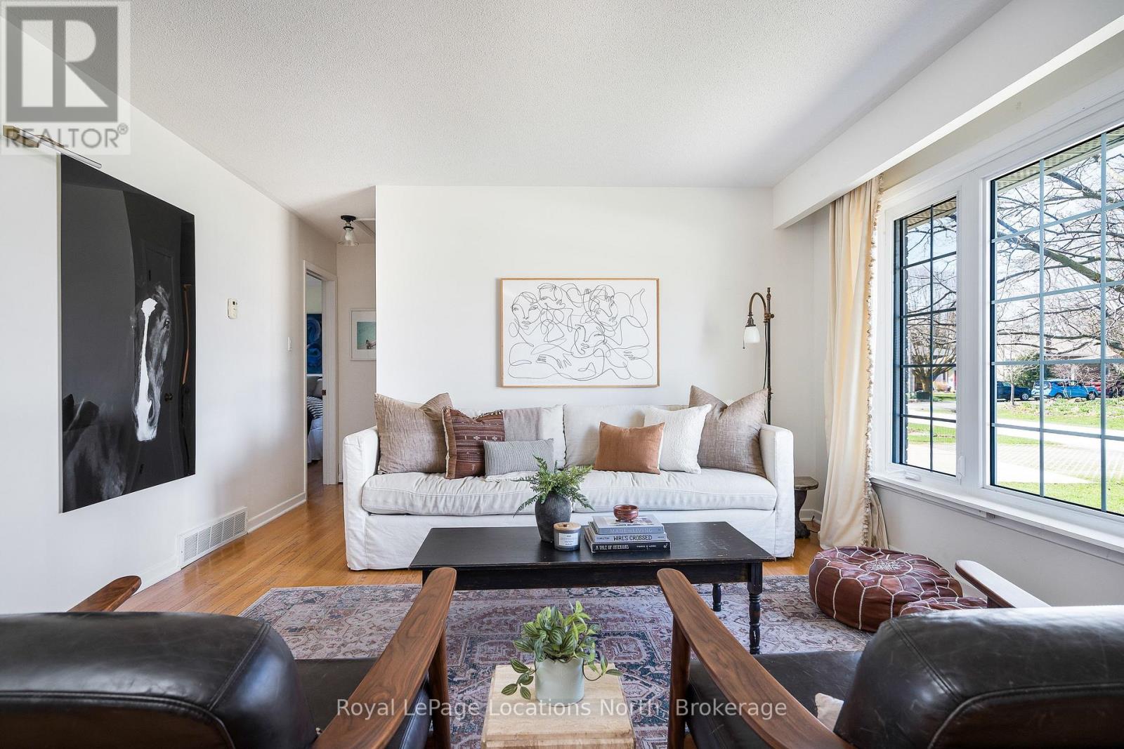 12 Bryan Drive, Collingwood, Ontario  L9Y 2K7 - Photo 2 - S13019874