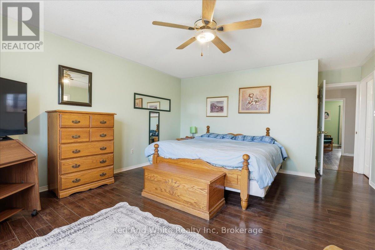 103 Downing Crescent, Barrie, Ontario  L4N 8V5 - Photo 25 - S13020016