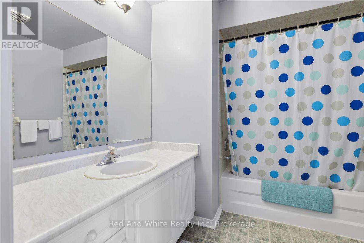 103 Downing Crescent, Barrie, Ontario  L4N 8V5 - Photo 28 - S13020016