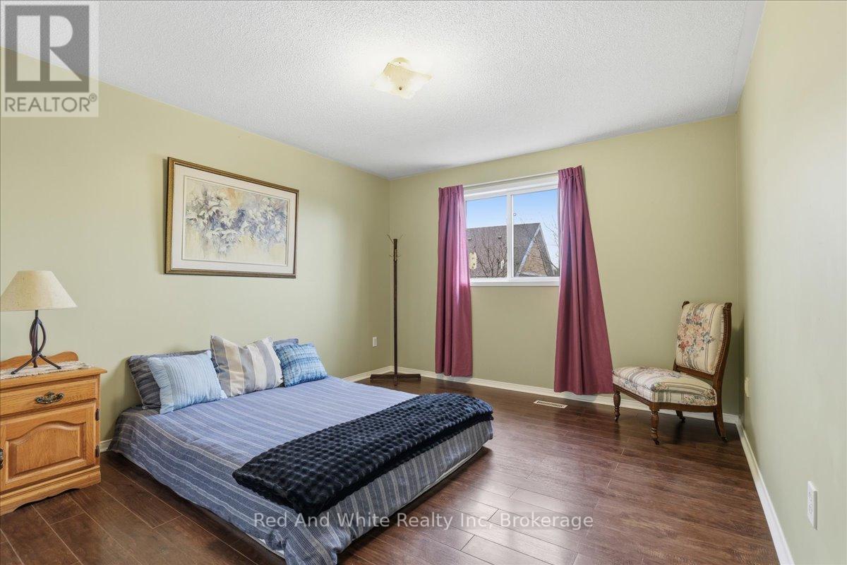 103 Downing Crescent, Barrie, Ontario  L4N 8V5 - Photo 33 - S13020016